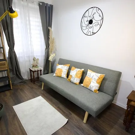 Nostalgija Cozy In Heart Of Sarajevo
