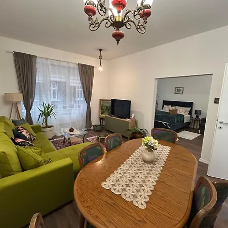 Nostalgija Cozy In Heart Of Apartment *