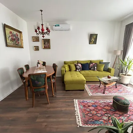 Nostalgija Cozy In Heart Of Апартаменты Сараево